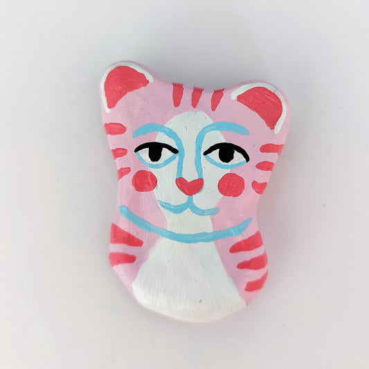 Keramikfigur #047: Lyserød tiger med pink striber (Unika køleskabsmagnet)