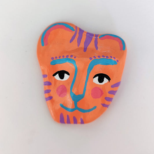 Keramikfigur #038: Orange tiger med lilla striber (Unika køleskabsmagnet) Nymaane